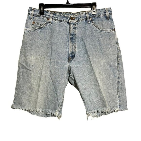 Vintage Levis 560 Jean Shorts Bermuda Men W36 Loose Fit Tapered Modified Cutoff - Picture 2 of 10